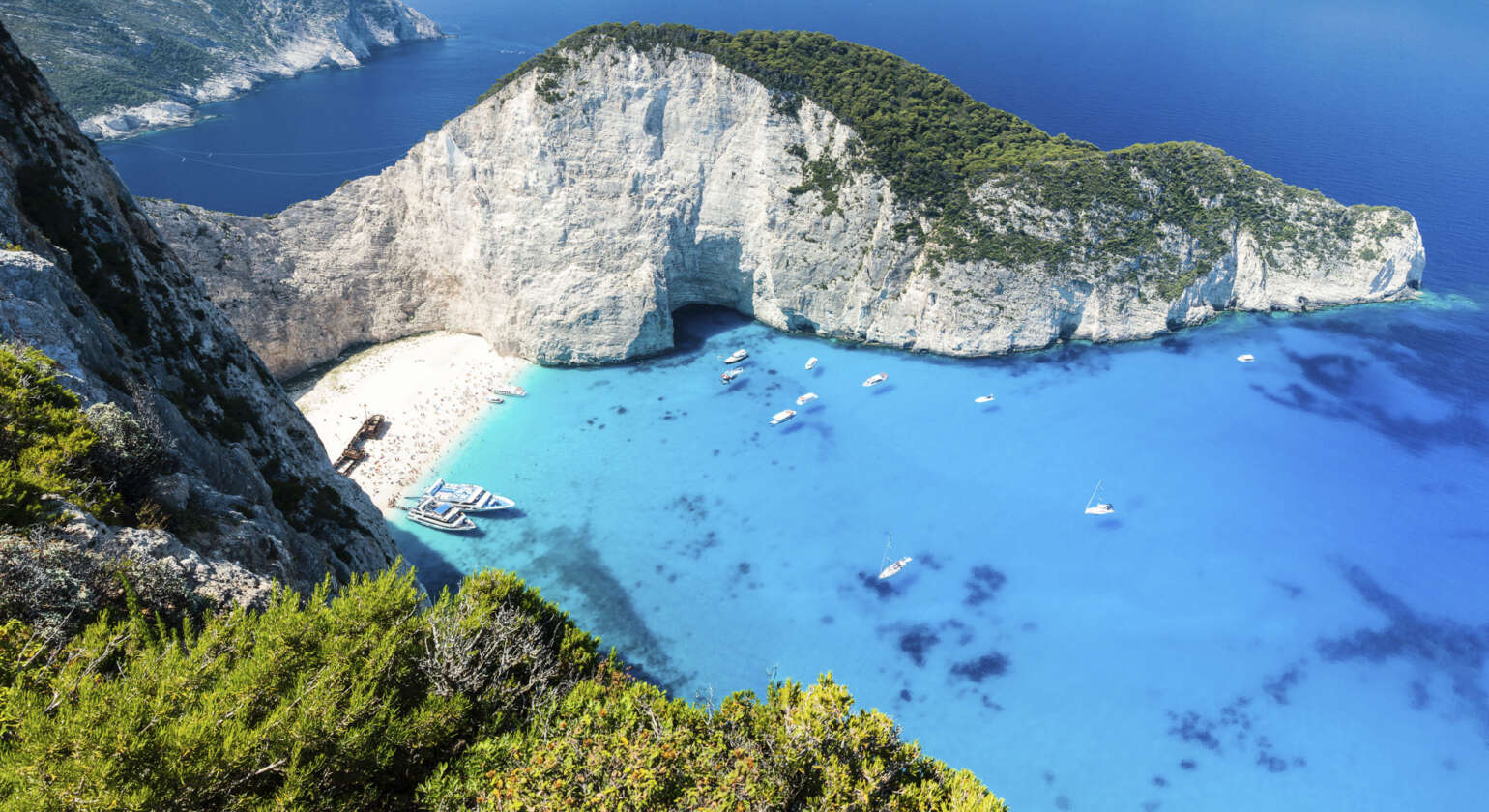 Reasons to Visit Corsica on a Yacht Charter with a Riviera Boat