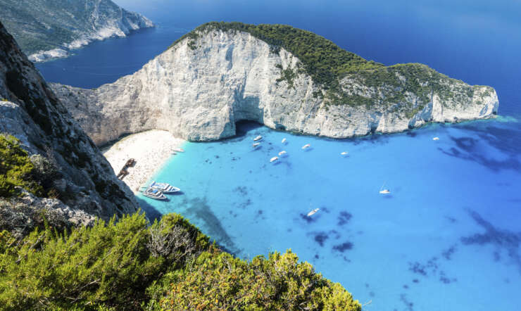 Reasons to Visit Corsica on a Yacht Charter with a Riviera Boat