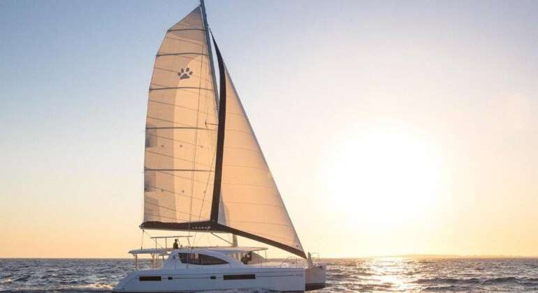 Leopard 48 Catamaran Rental in Florida | Luxury Yacht Charter