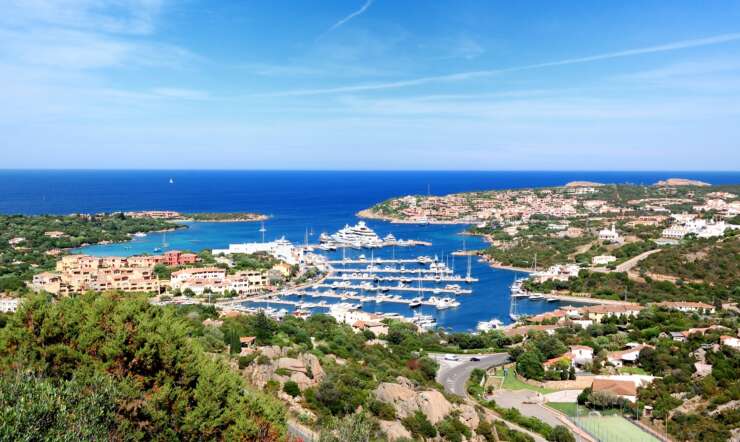 Porto Cervo Yacht Charter: Azimut 62S Cruise Along Costa Smeralda