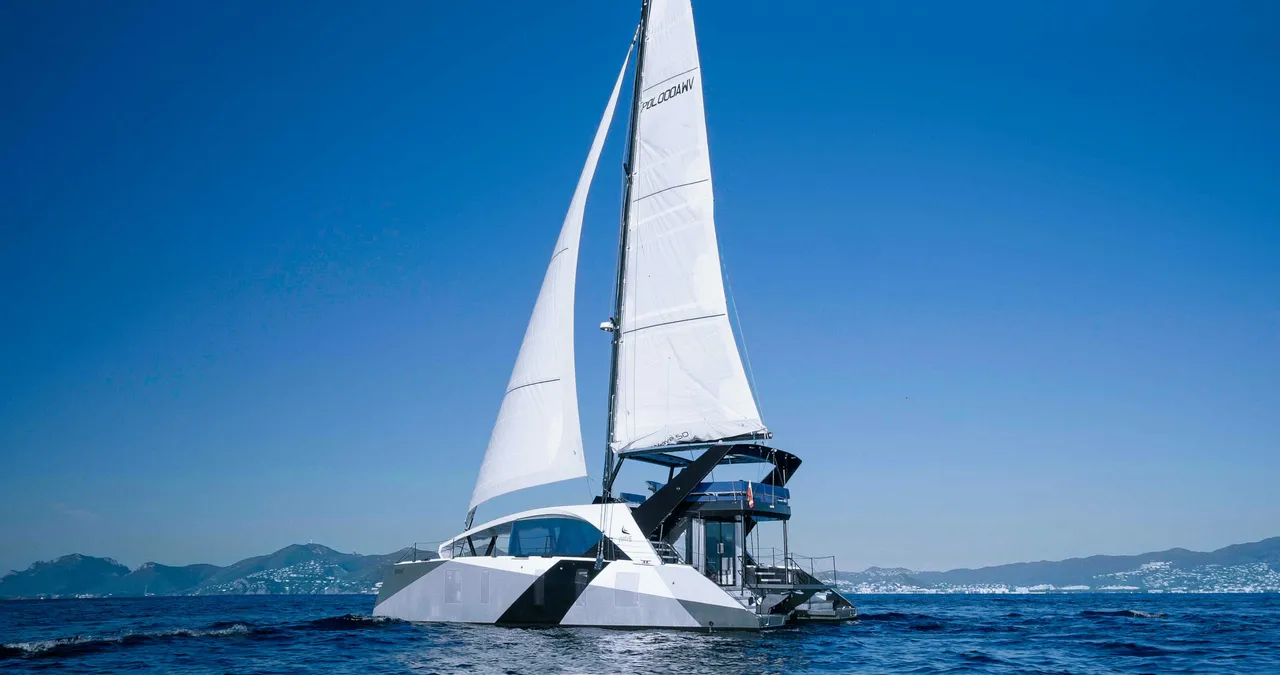 Set Sail in Luxury: Experience the Wave 44 Catamaran – Hybrid-Powered Adventure Through Sardinia’s Hidden Gems