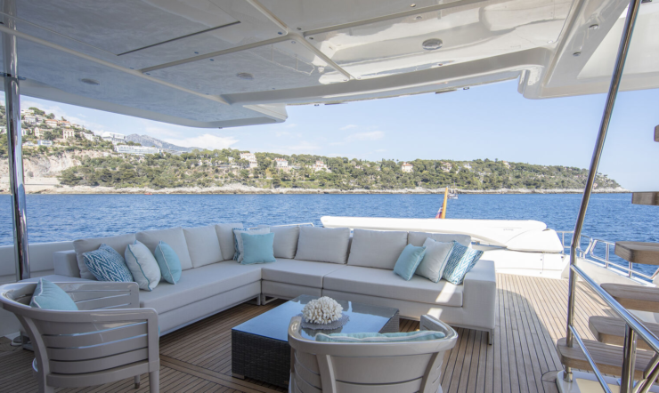 5 Reasons to Choose Riviera Boat for Your Yacht Rental or Charter in Sardinia