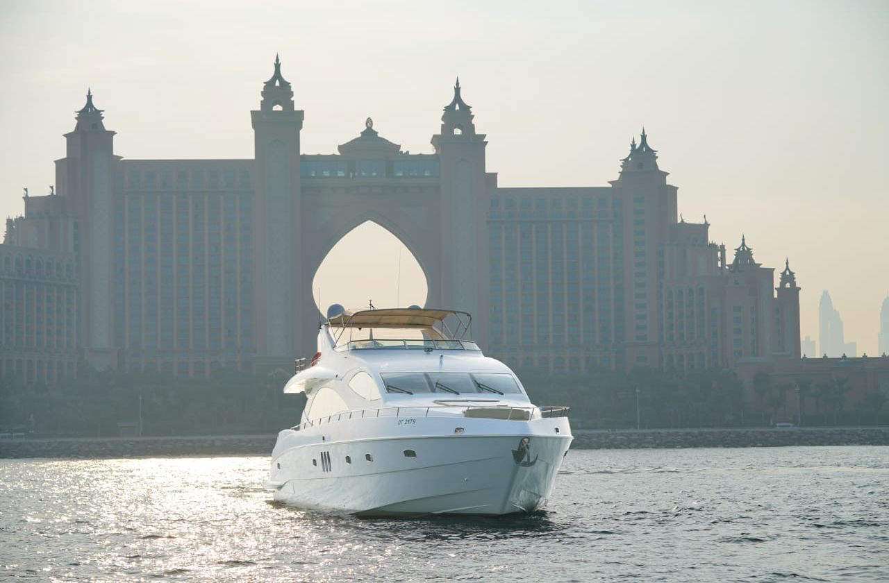 Best Destinations & Things to Do in Dubai | Yacht Rental Riviera Boat