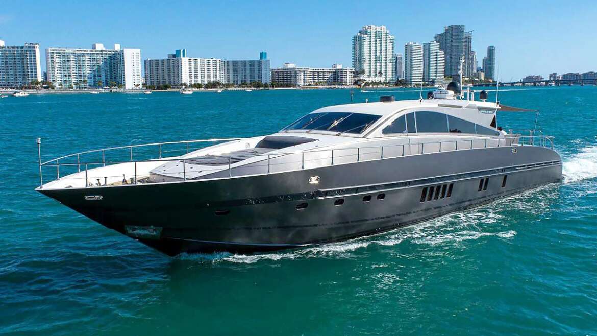 A Weekend on Biscayne Bay: Miami by Yacht