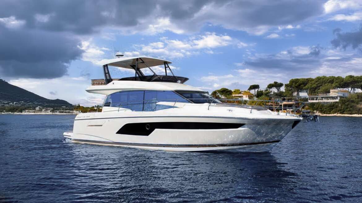 Prestige 520 Yacht Review | Cannes & French Riviera