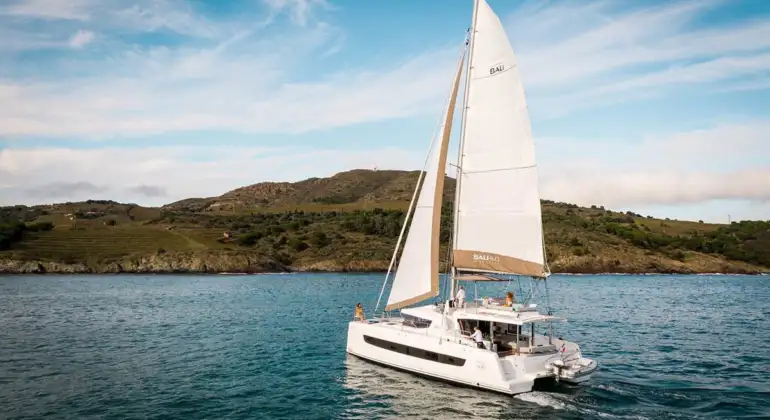 Rent a Catamaran Bali 4.6 – Catamaran Charter Sardinia