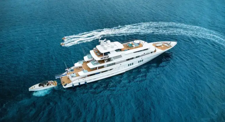 Coral Ocean Yacht Charter – Lurssen Luxury Superyacht