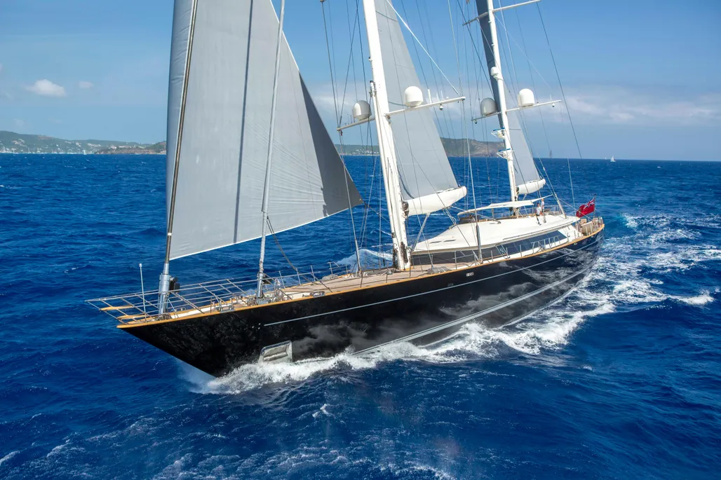luxury sailing yacht for Charter