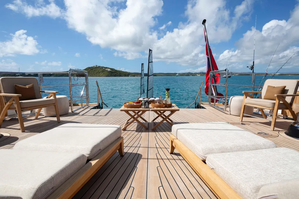 luxury sailing yacht for Charter