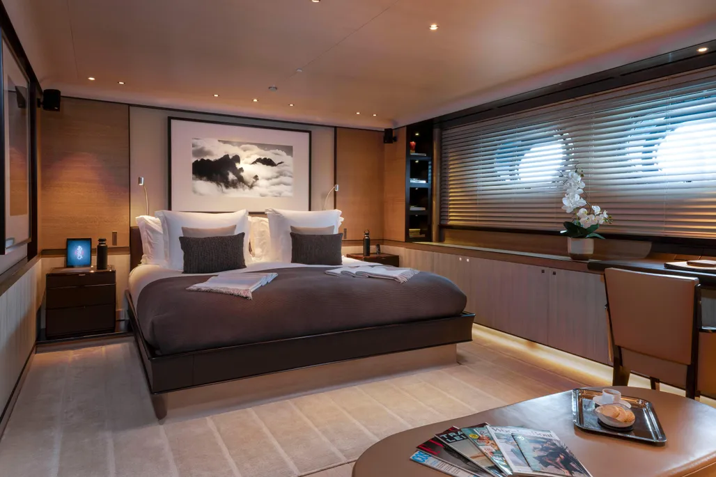 luxury sailing yacht for Charter