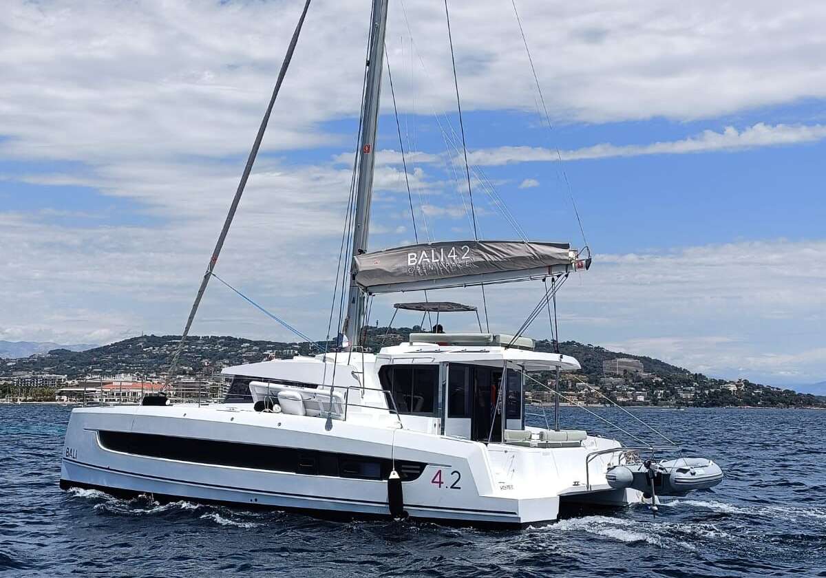 Bali 4.2 Catamaran Hire Cannes | Best Day Charter French Riviera