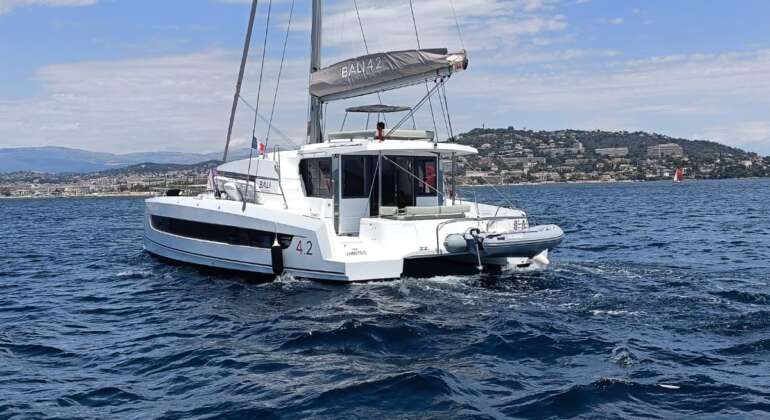 Charter the Bali 4.2 Catamaran – Space & Elegance in Cannes