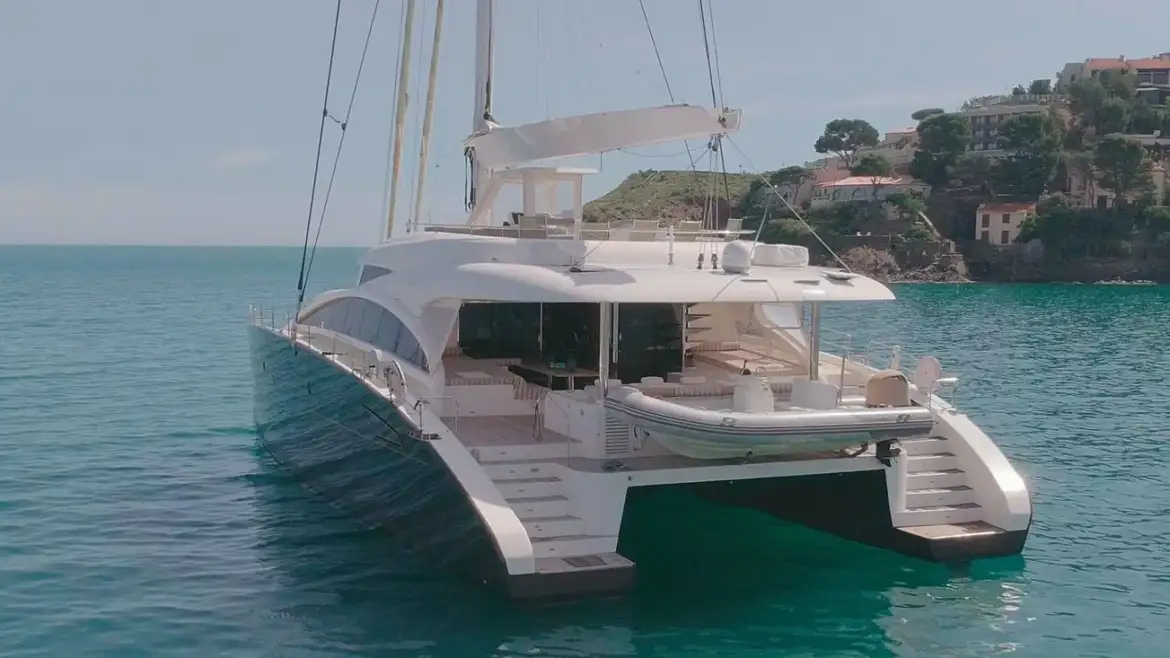 Bali 4.8 Catamaran Charter in the BVI — Caribbean Season from December