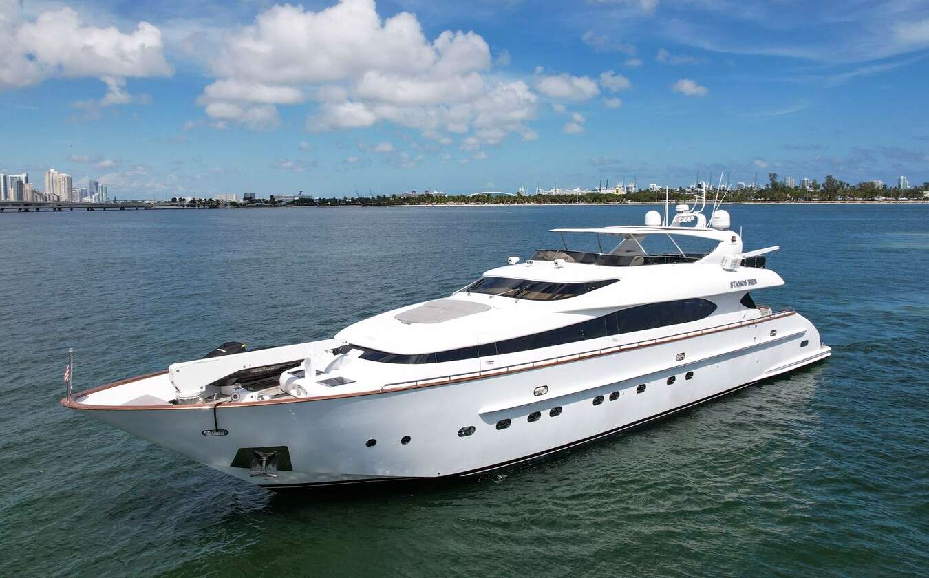 Maiora 110 Yacht Charter — Miami