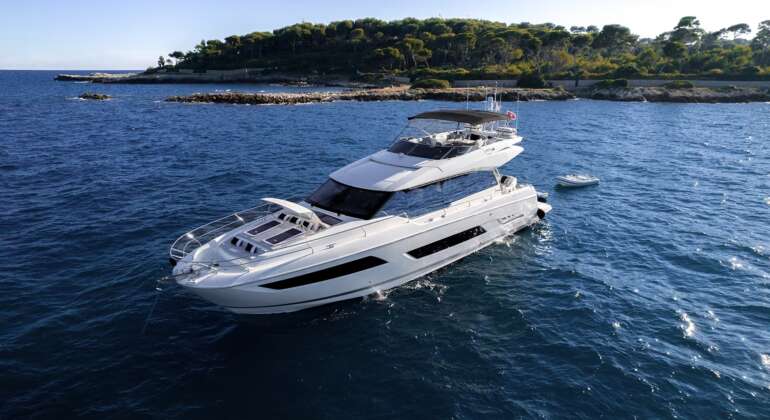 PRESTIGE 680 Yacht Charter | Luxury Motor Yacht