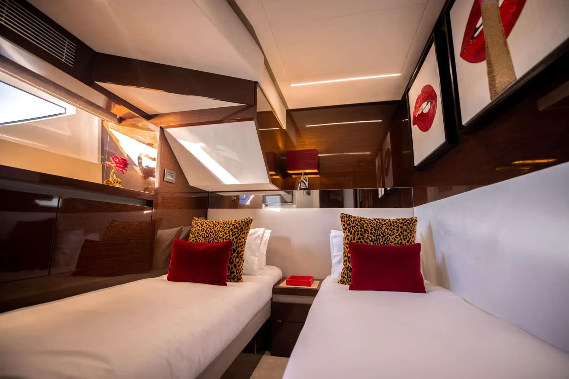 Yacht charter on the French Riviera