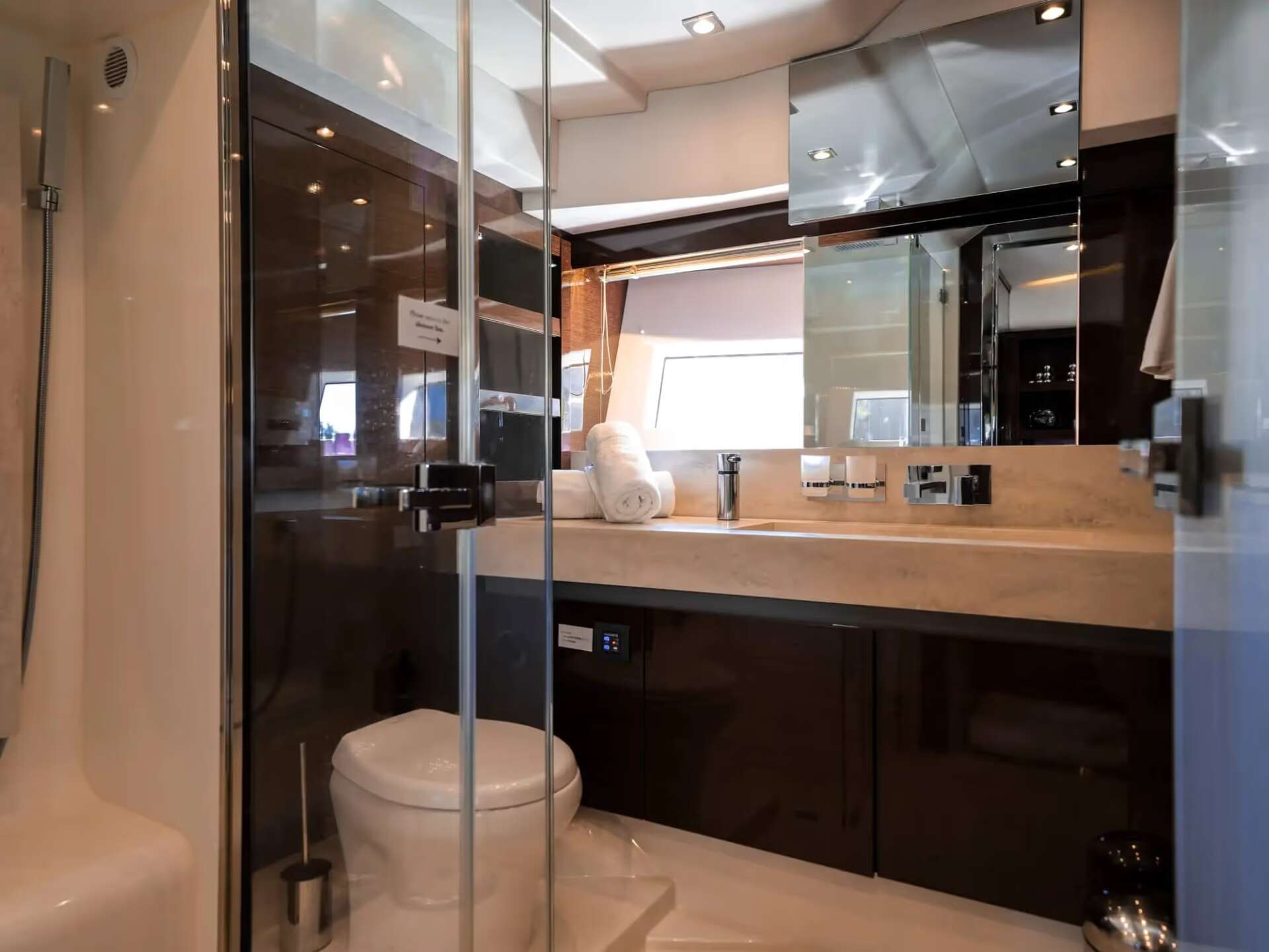 Yacht charter on the French Riviera
