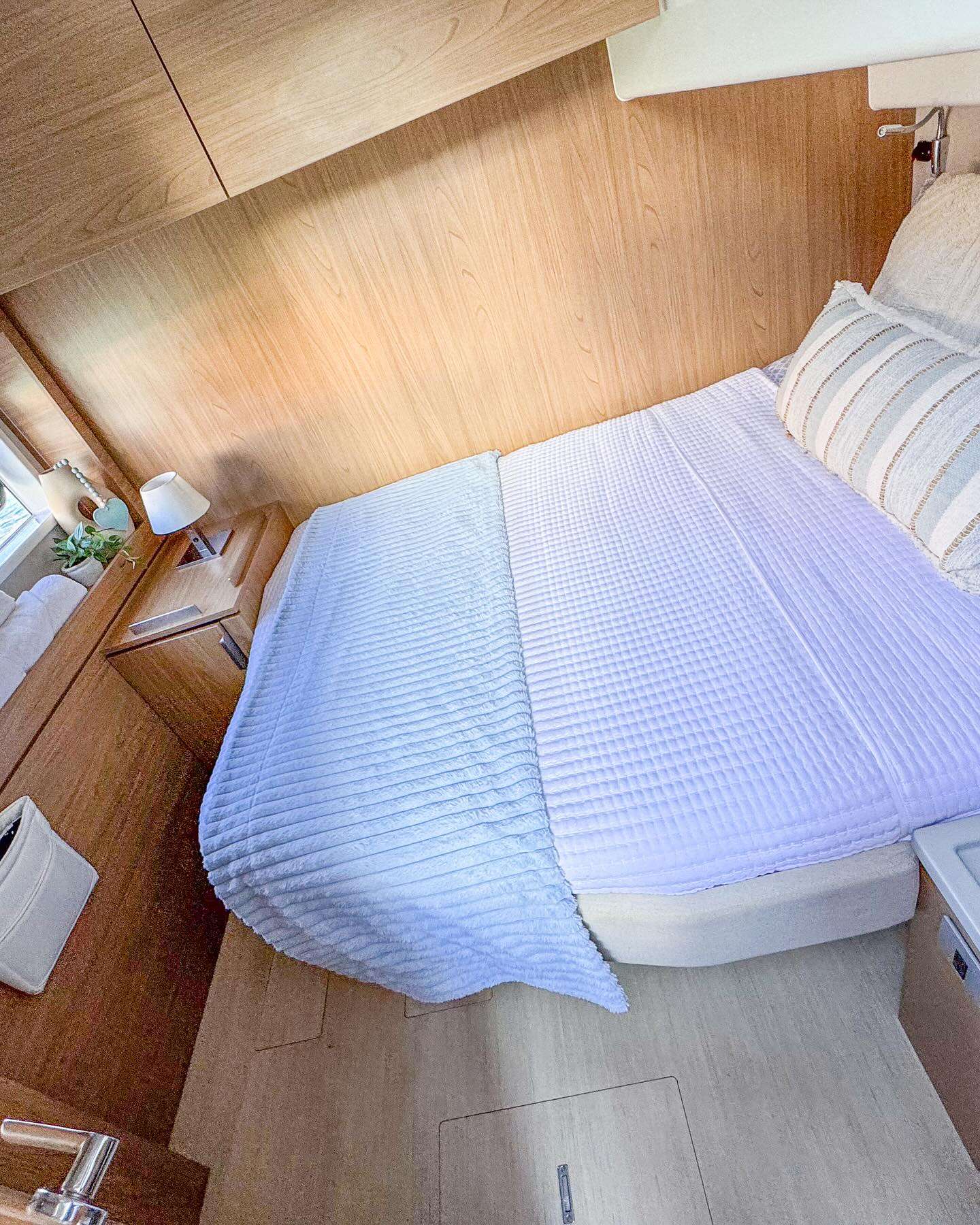 Bali 4.6 luxury catamaran charter in the Bahamas
