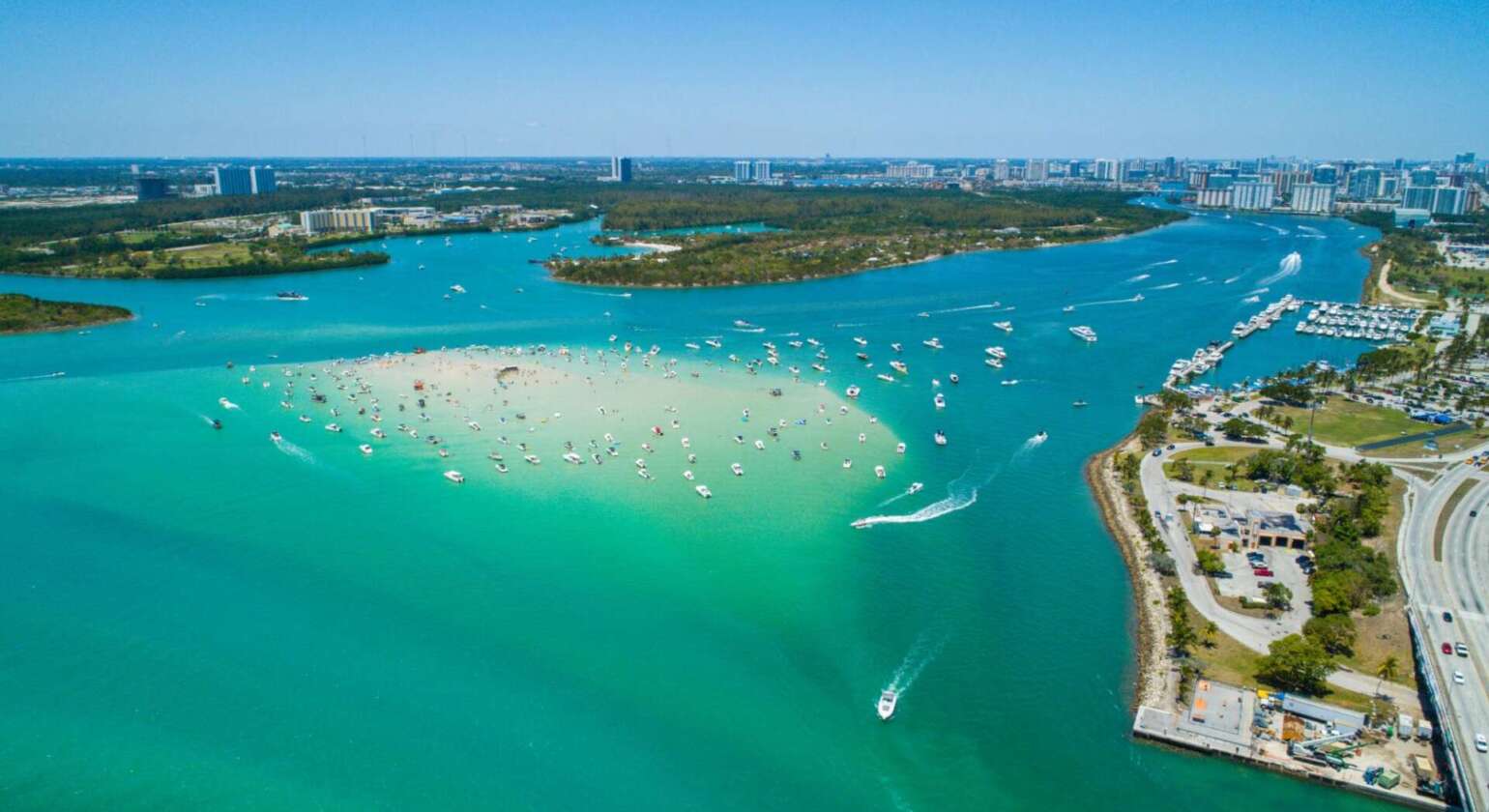 Haulover Sandbar Yacht Charter Guide | Riviera Boat
