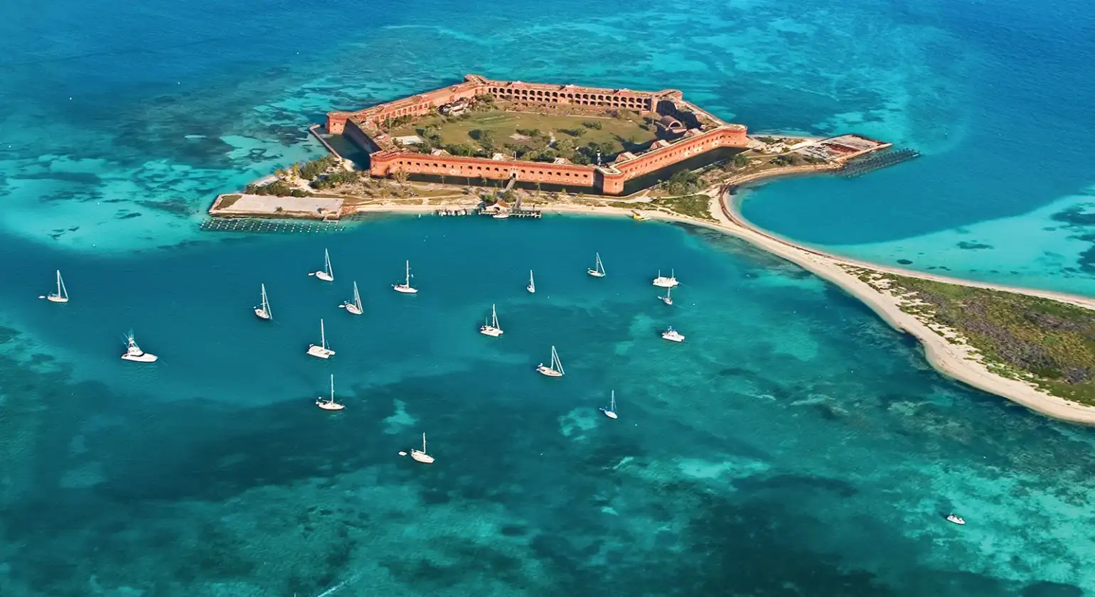 Miami Yacht Charter Experiences | Views & Private Cruises