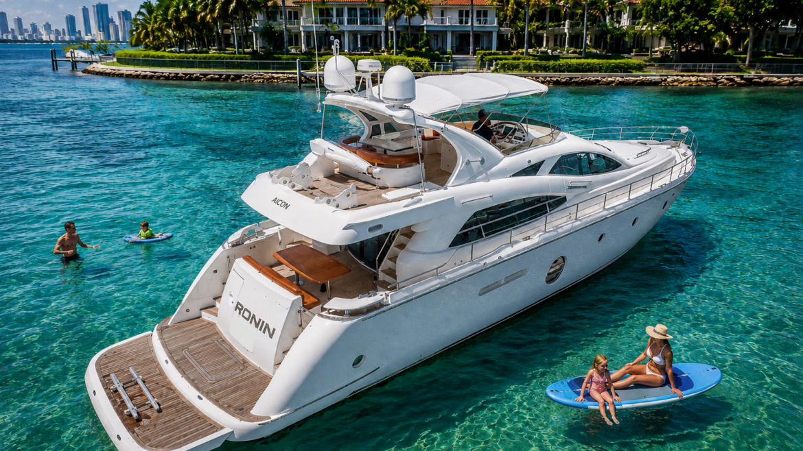 Luxury yacht cruising the Intracoastal Waterway in Fort Lauderdale, Florida.