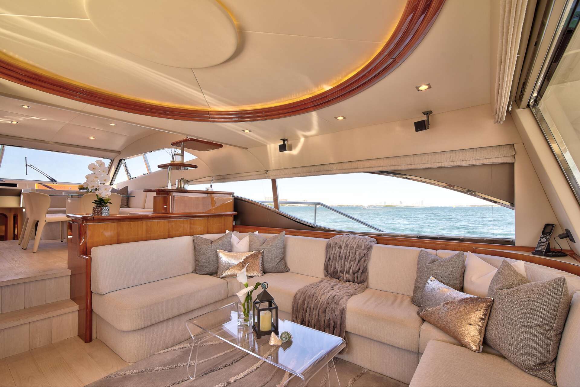 Ferretti 75 ft yacht for charter cruising in Miami, Florida