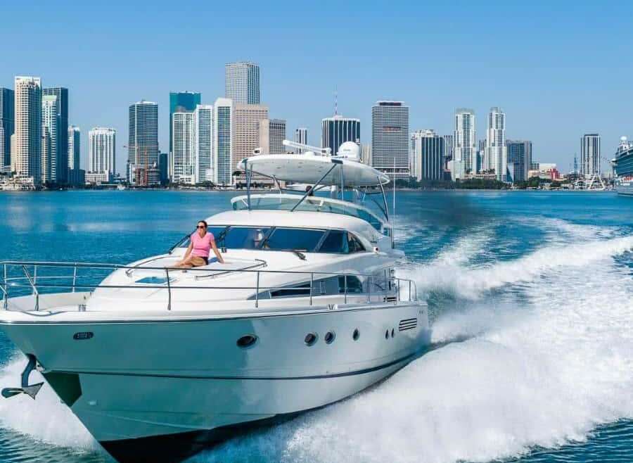 North Miami Yacht Charter Guide | Biscayne Bay | Riviera Boat