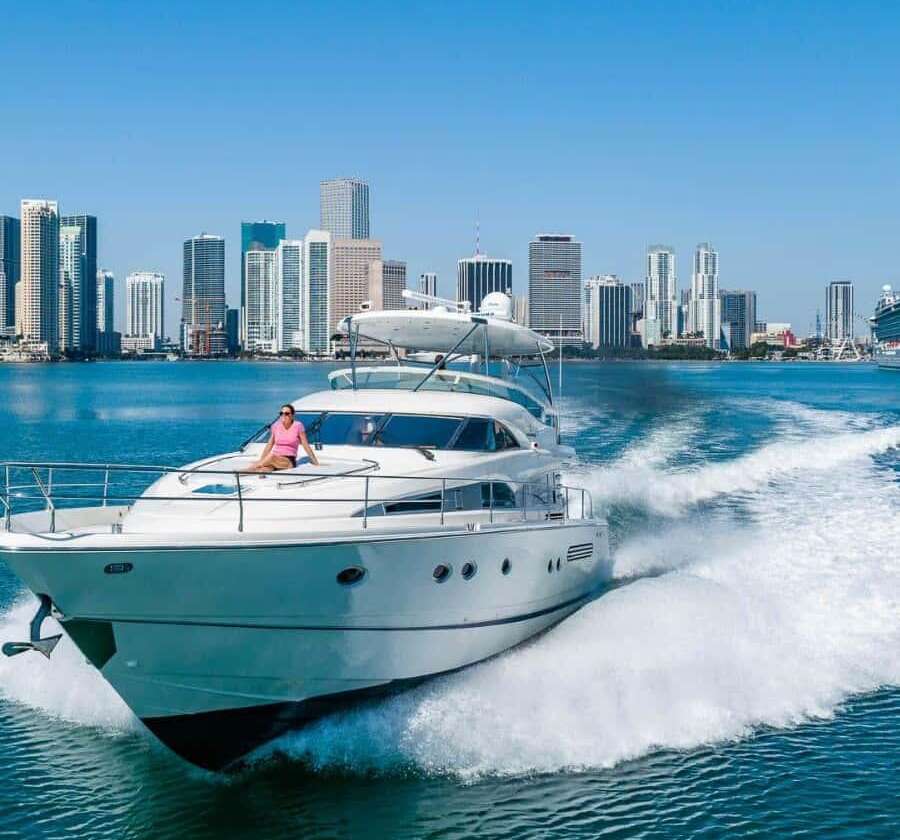North Miami Yacht Charter Guide | Biscayne Bay | Riviera Boat